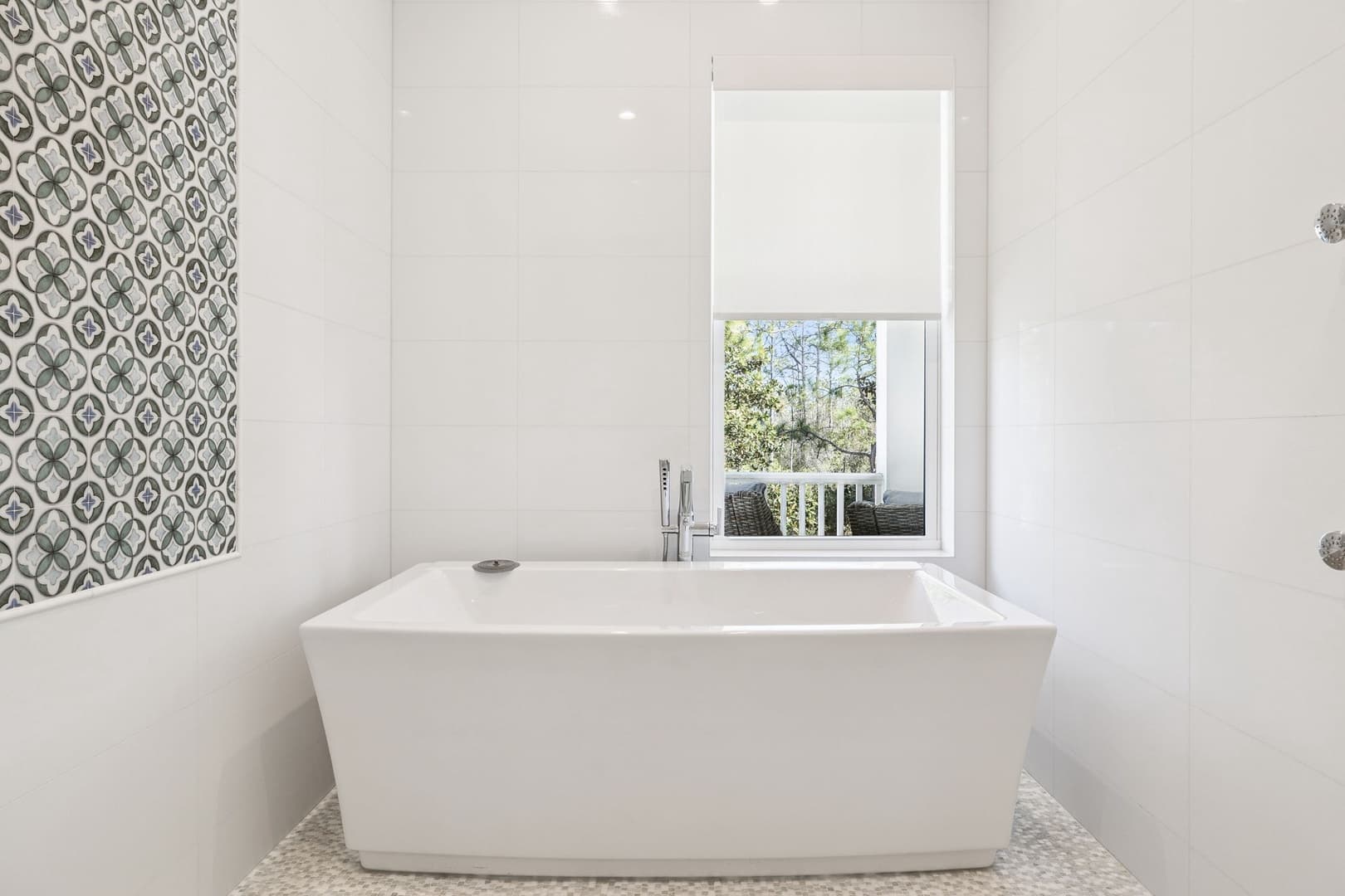 Anna Blue - Image 46