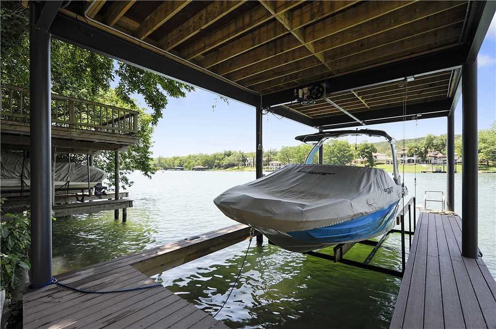 Lake Austin Retreat - Image 23