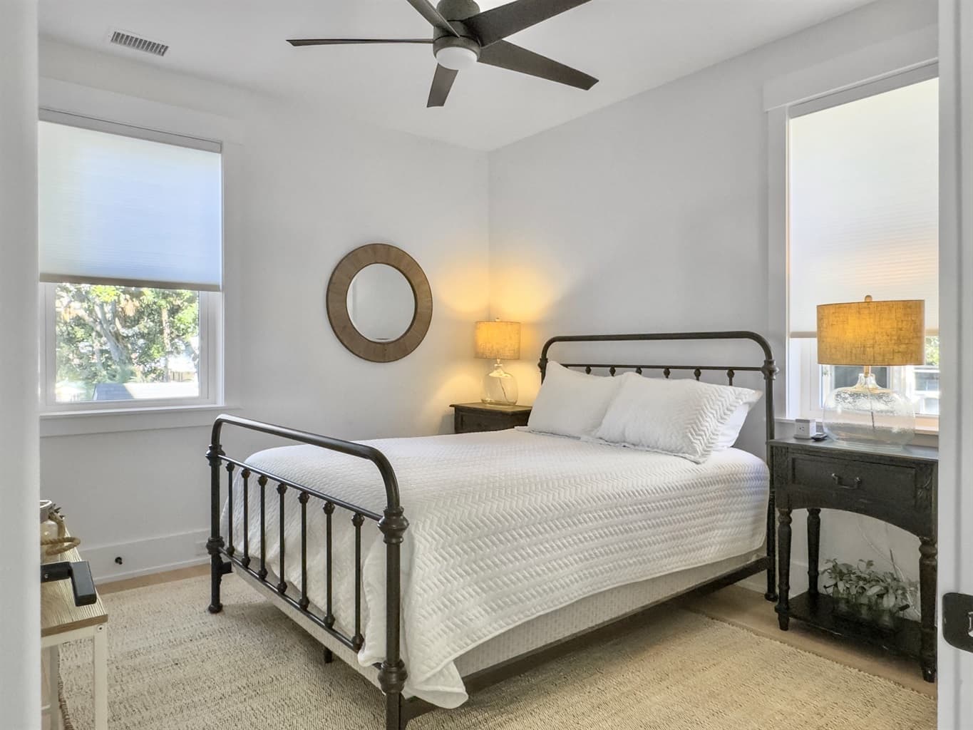 Amalfi Palms - Image 34