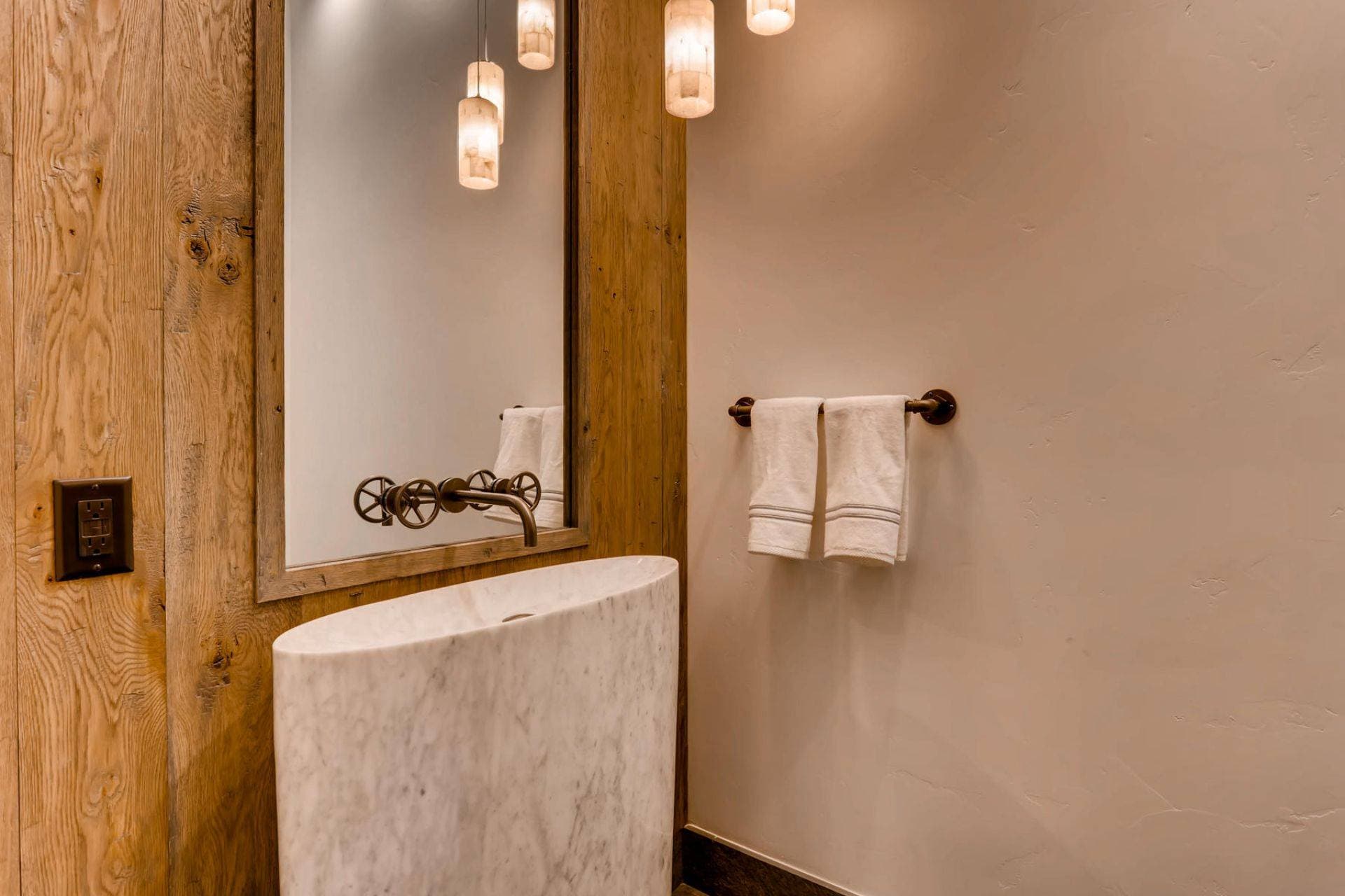 Iron Eagle Landing - Image 30