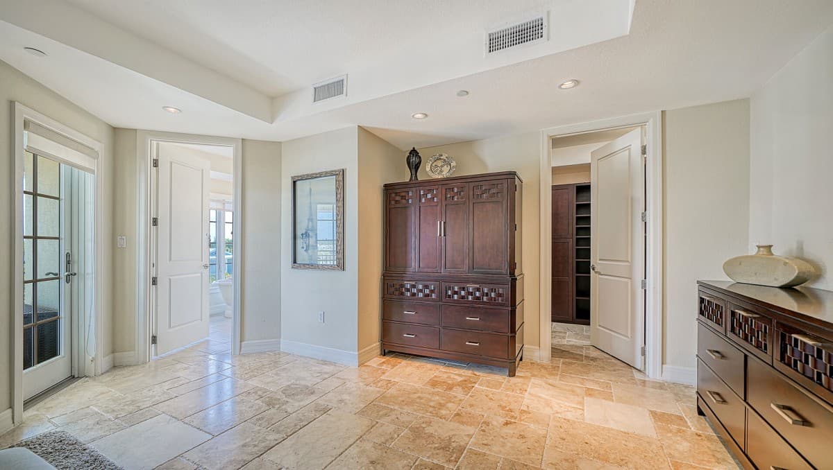 Sun Sea Terrace House - Image 35