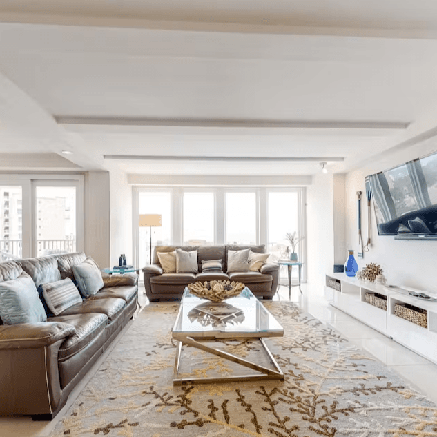 Solare Tower #705 - Image 1