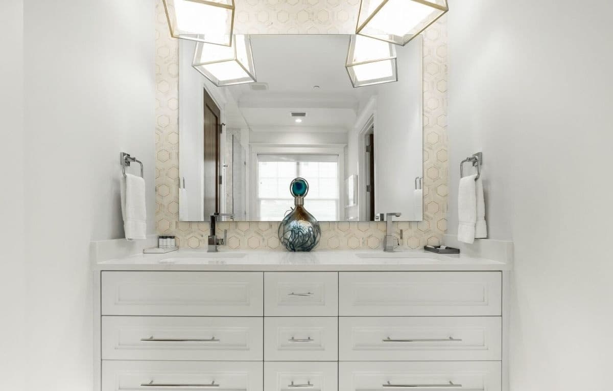 Sapphire Shores - Image 55