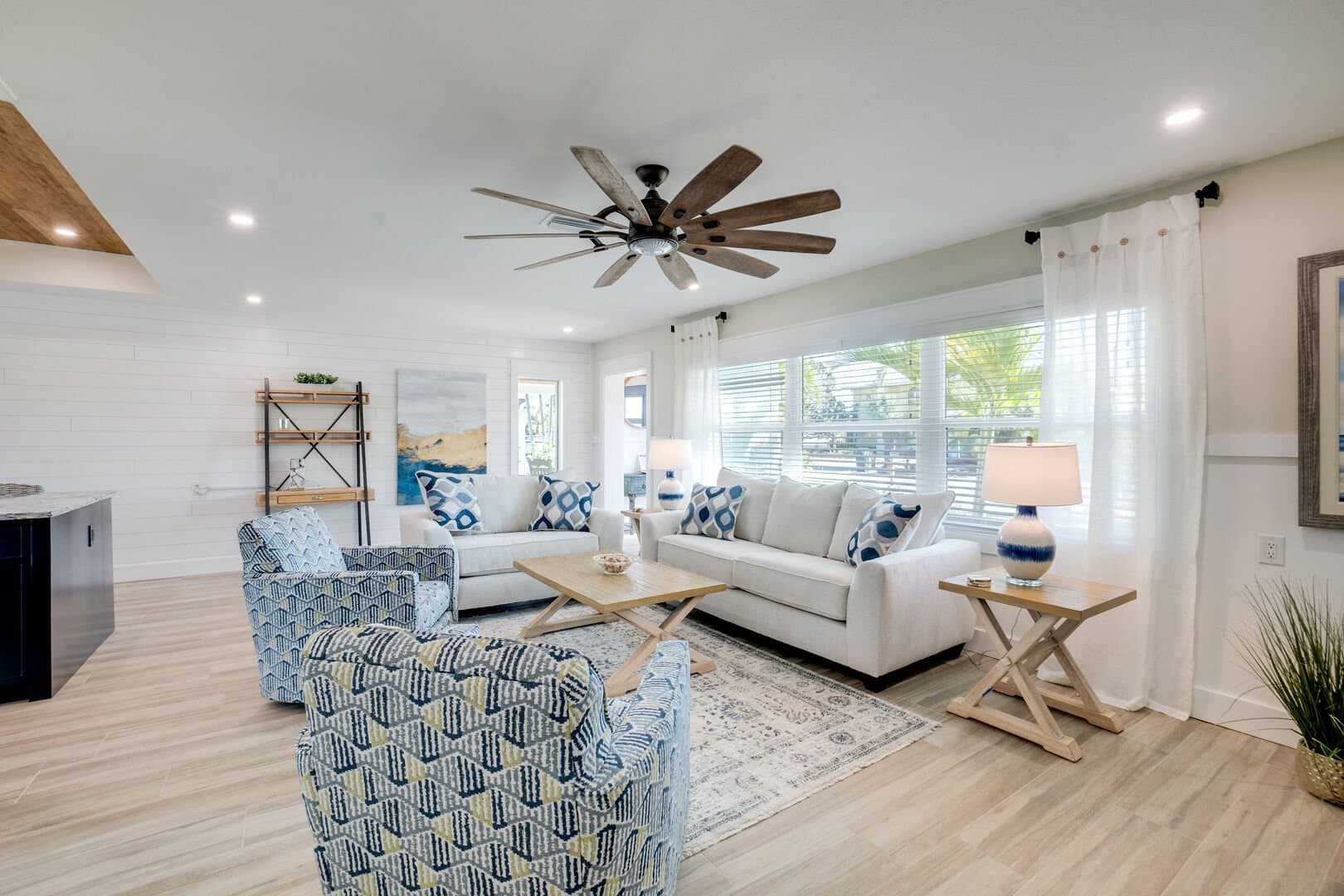 Come Sail A Bay - Image 4