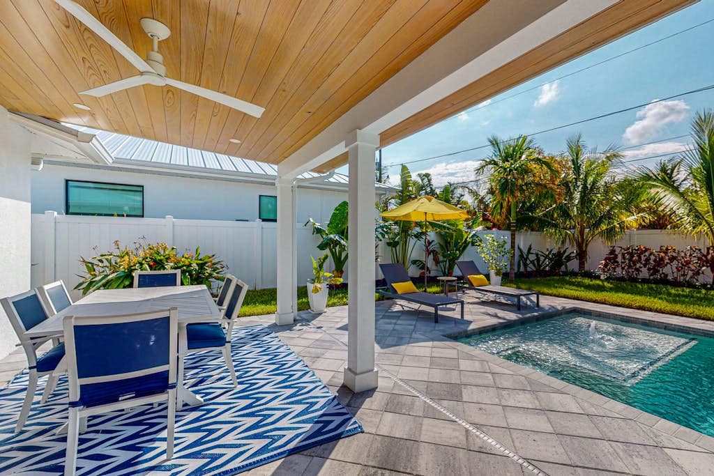 Yellow Door Beach Cottage - Image 20