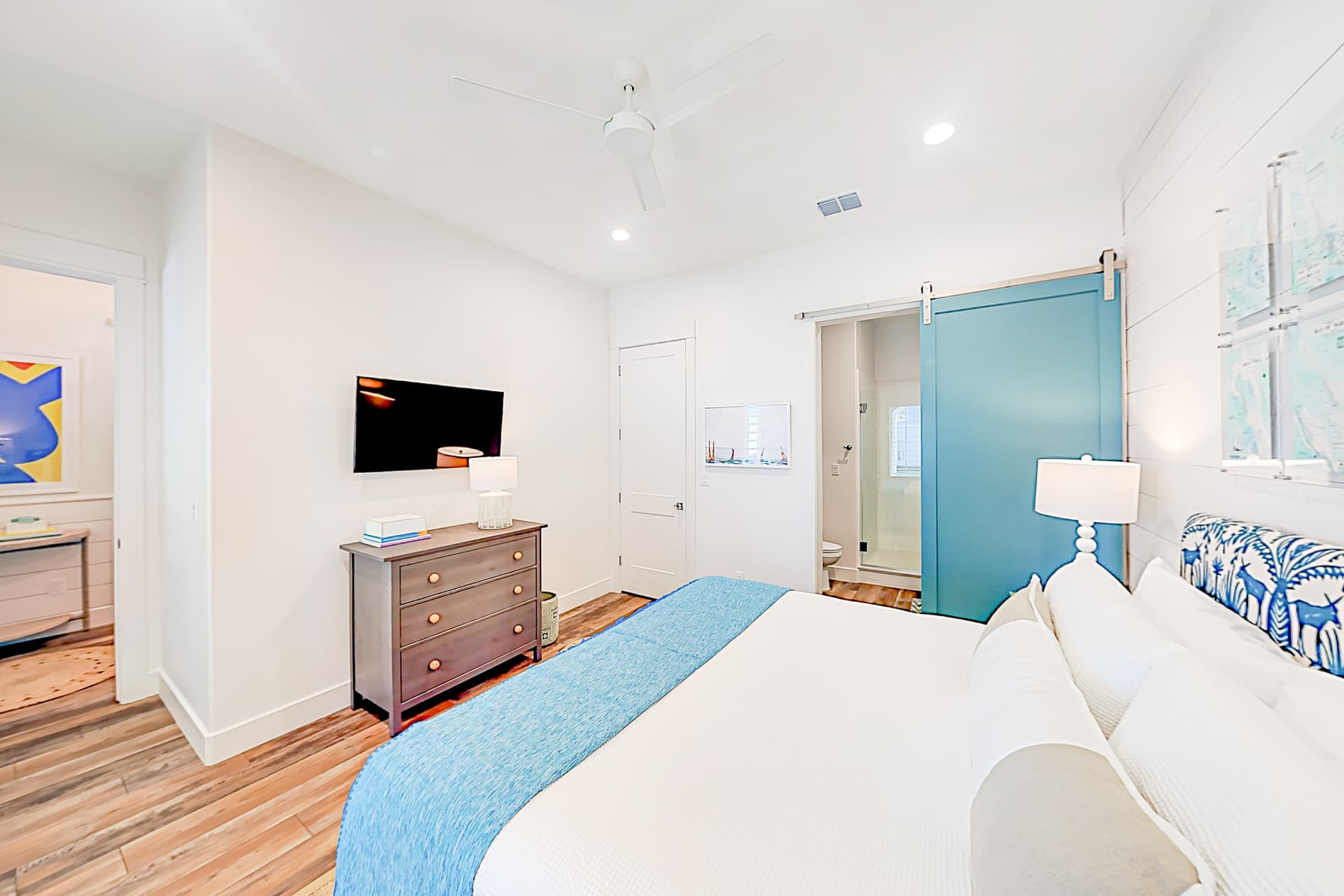 Silverado Waves - Image 19