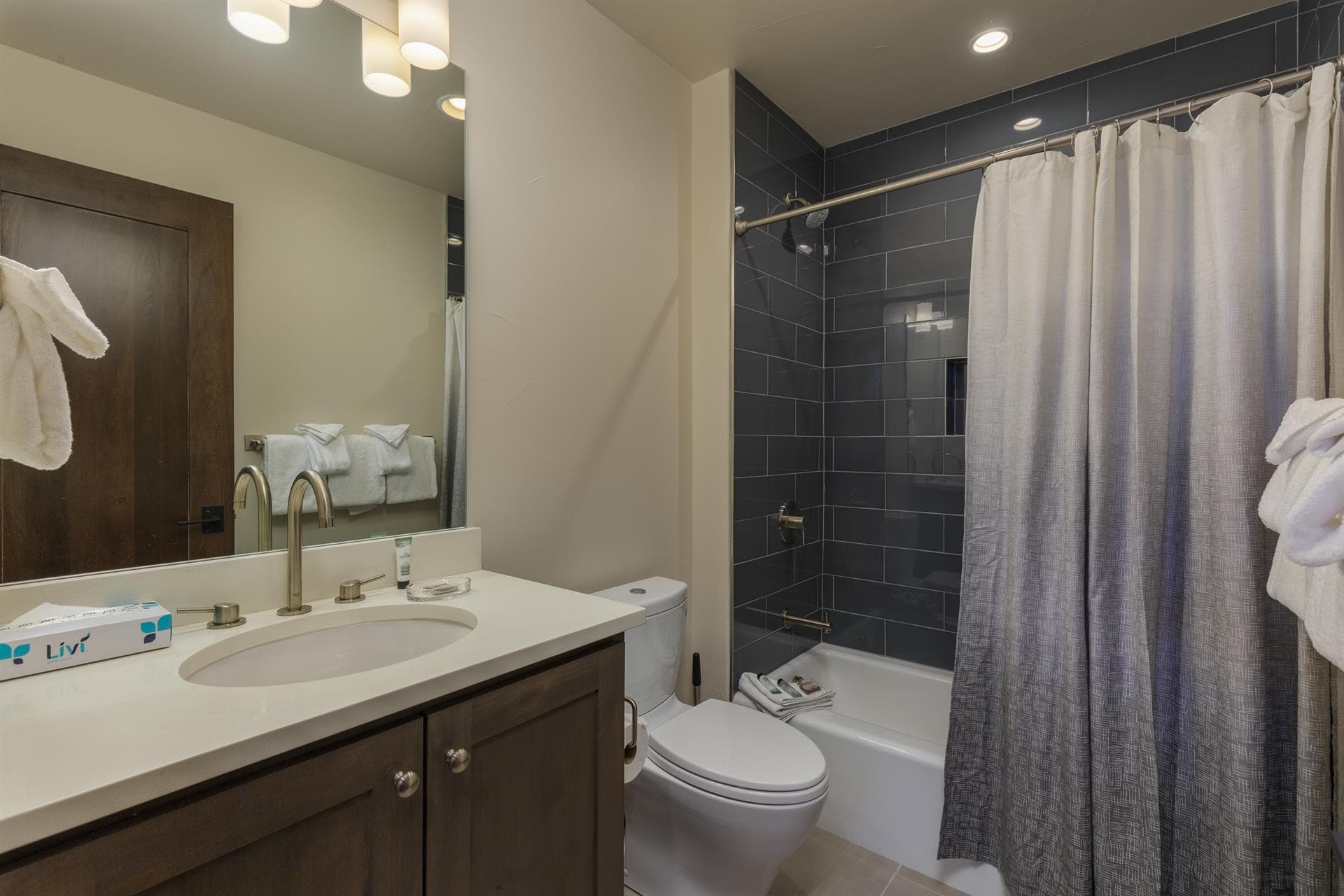 Benjamin Lane - Image 16