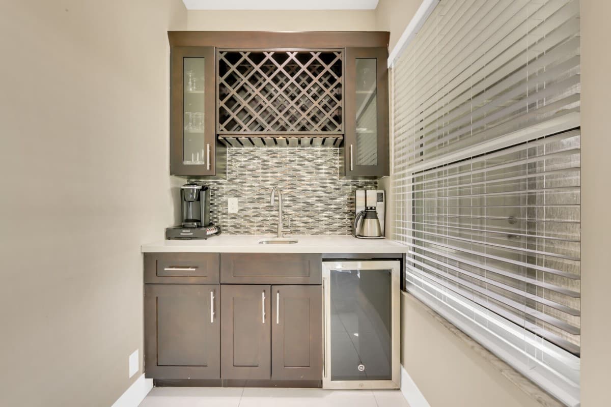 Northwest House - Image 9