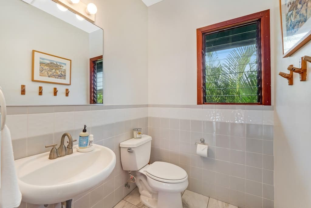 Manini Beachfront Getaway - Image 28