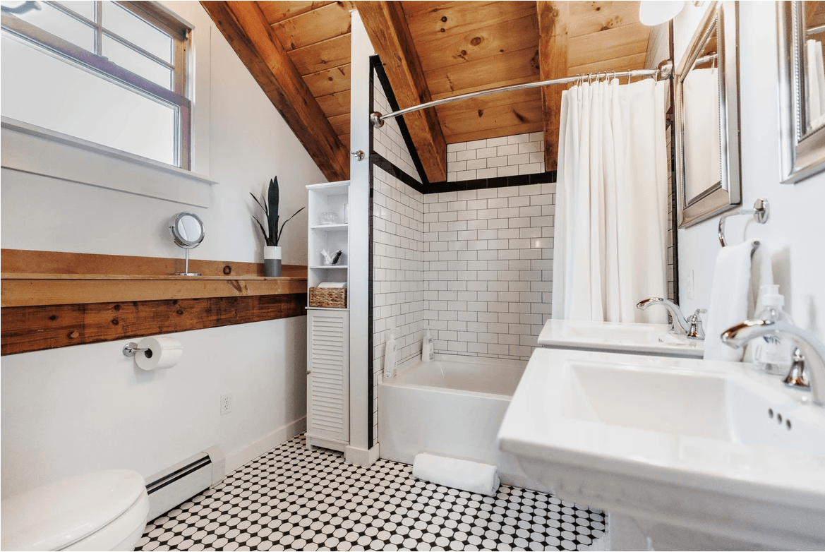 Country Retreat - Image 35