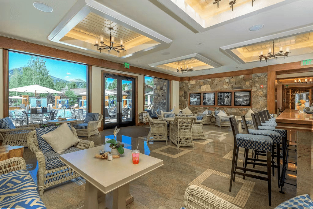 Wildflower Luxury - Image 37