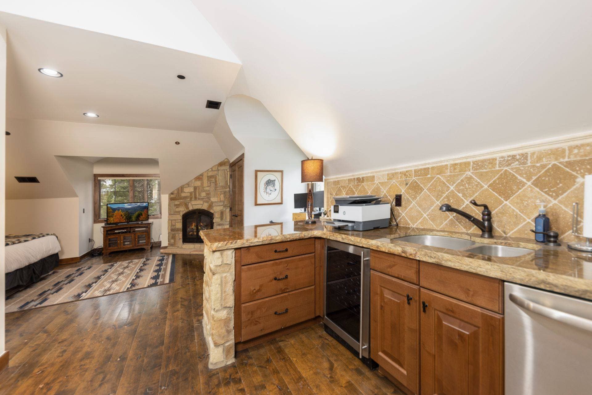 Estate at Baldy Ridge - Image 26