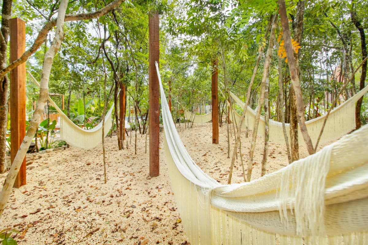 Bright Serenity Escape - Image 40