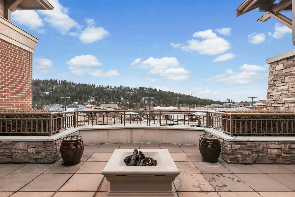 Fabulous Riverstone Retreat - Image 15