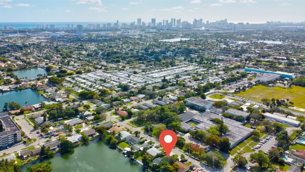 Hallandale Beach Home - Image 29