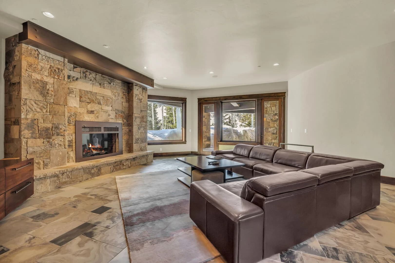 Snow Meadow Villa - Image 27