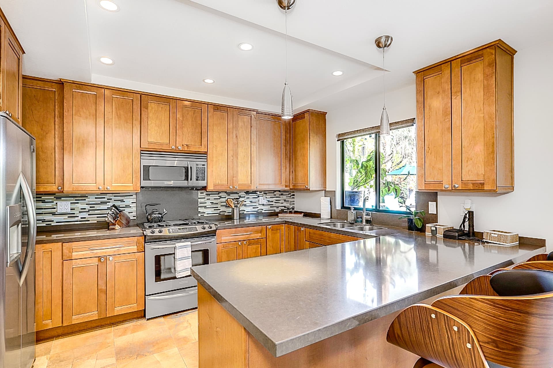 Bev Palm Springs Home - Image 8