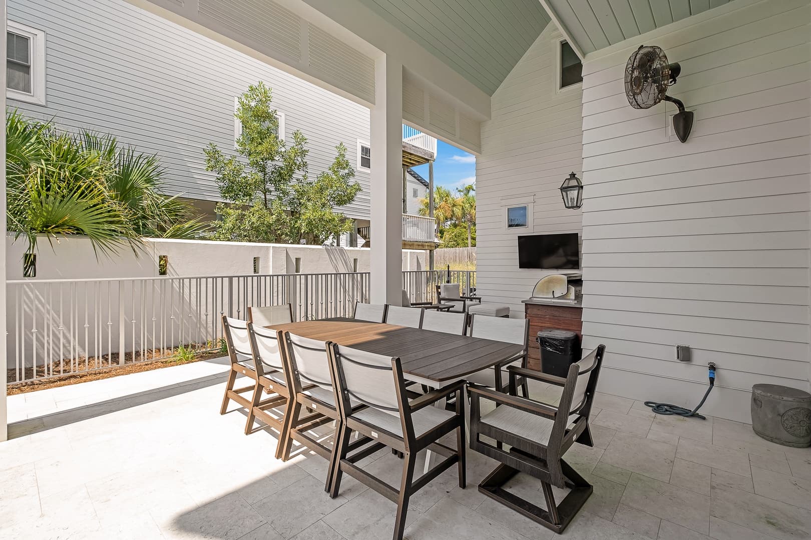 Coastal Dream - Image 49