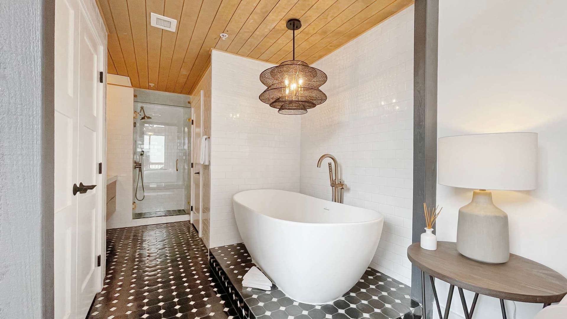 Sneaux Shack - Image 24