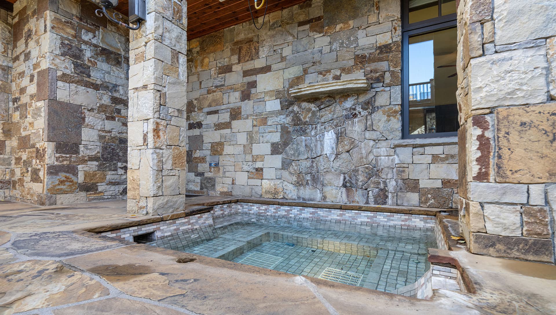 Benchmark Chateau - Image 32