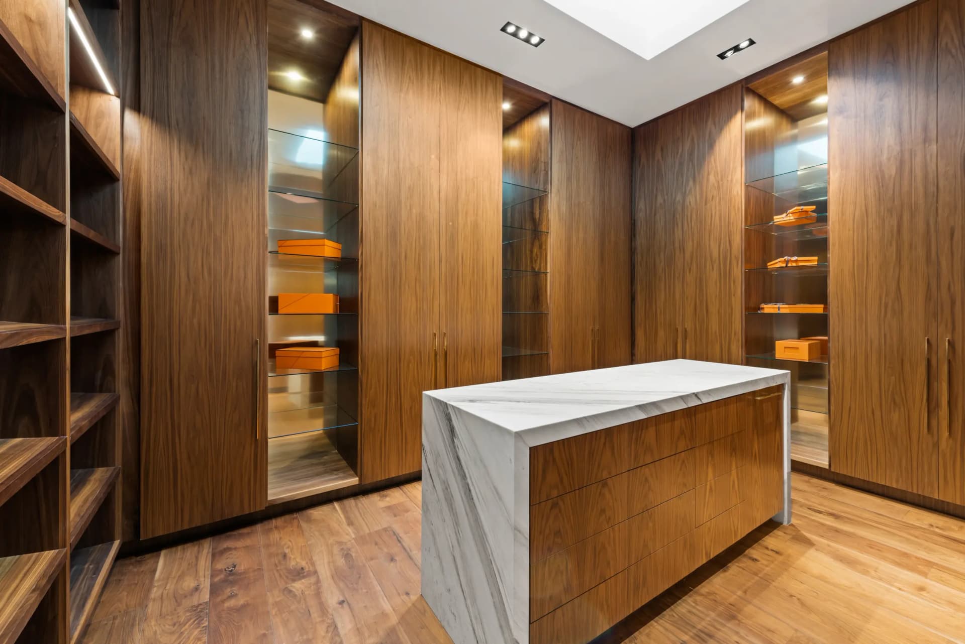 Angelo Modern - Image 18