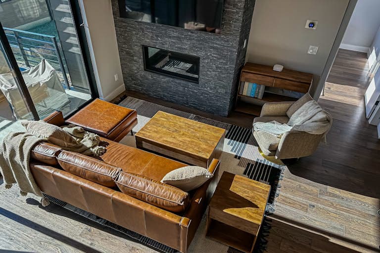 Luxury Hideout Overlook - Image 4