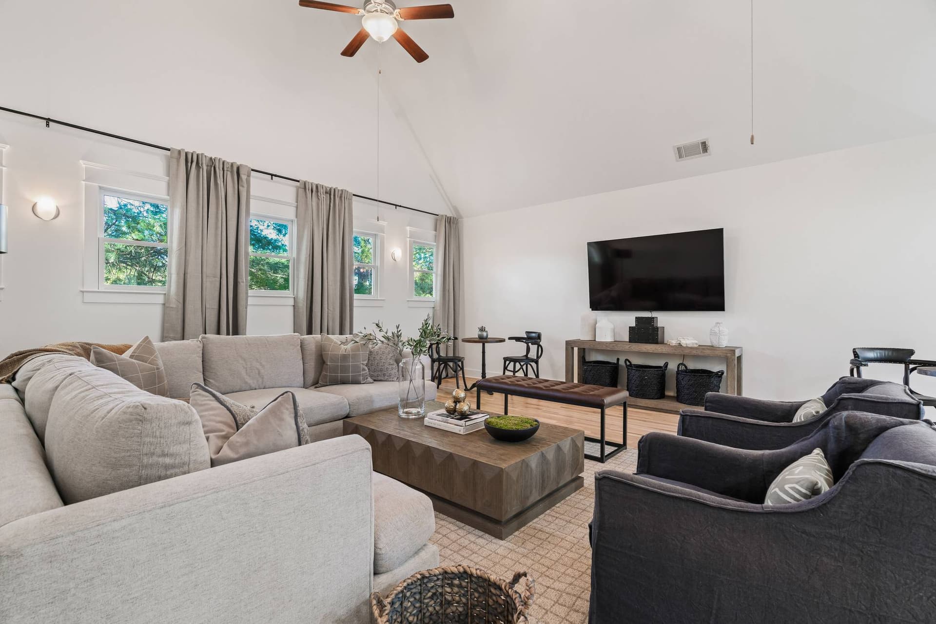 Nashville Lombardy - Image 4