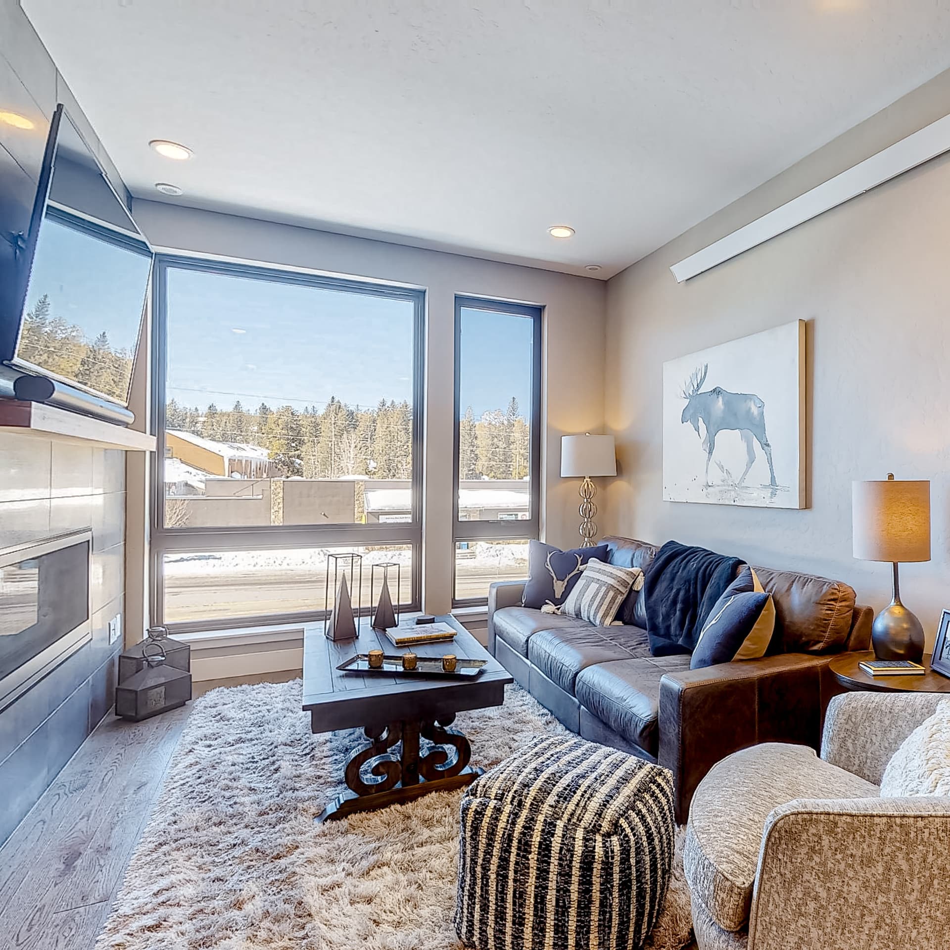 Rendezvous Flat - Image 1