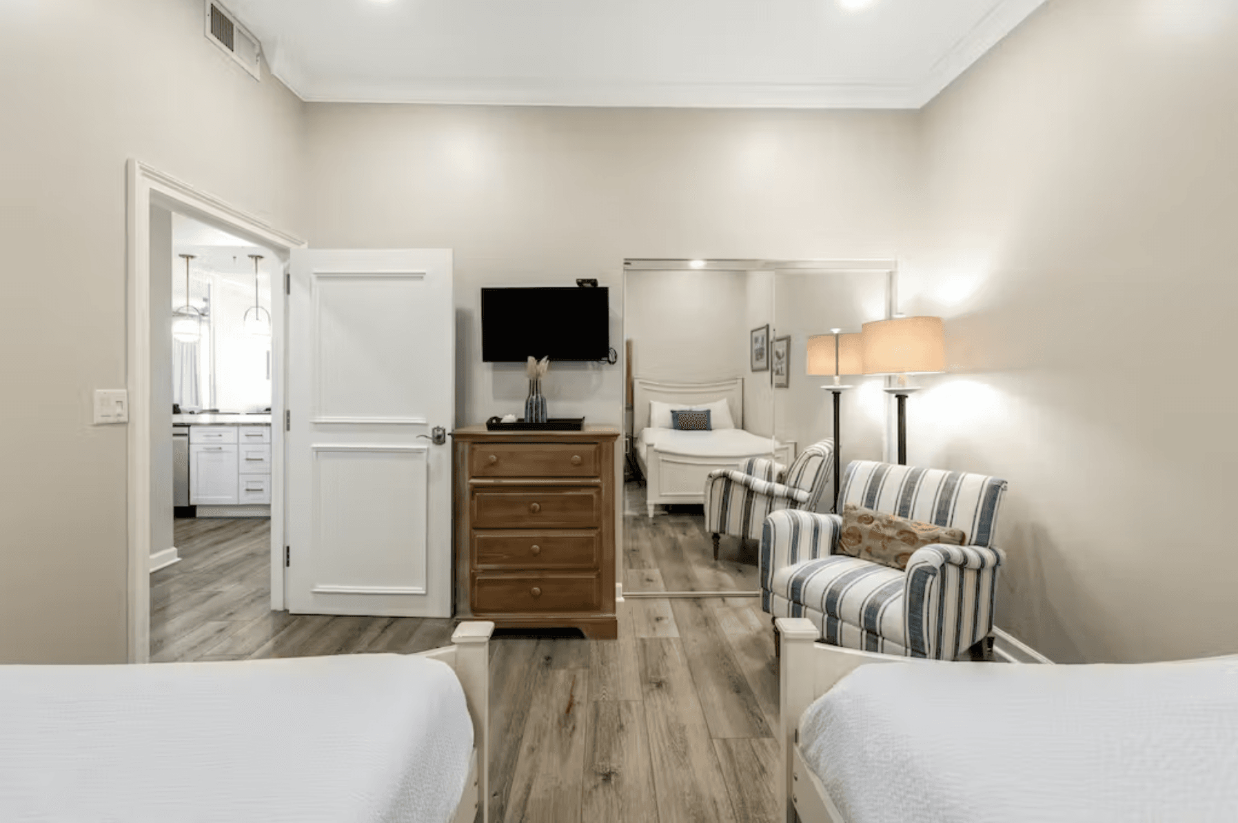 Tops'l Tides 0105 Home - Image 12