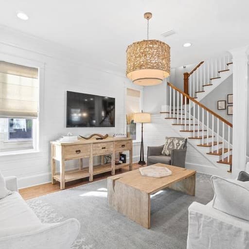 Blue Whale Bungalow - Image 7