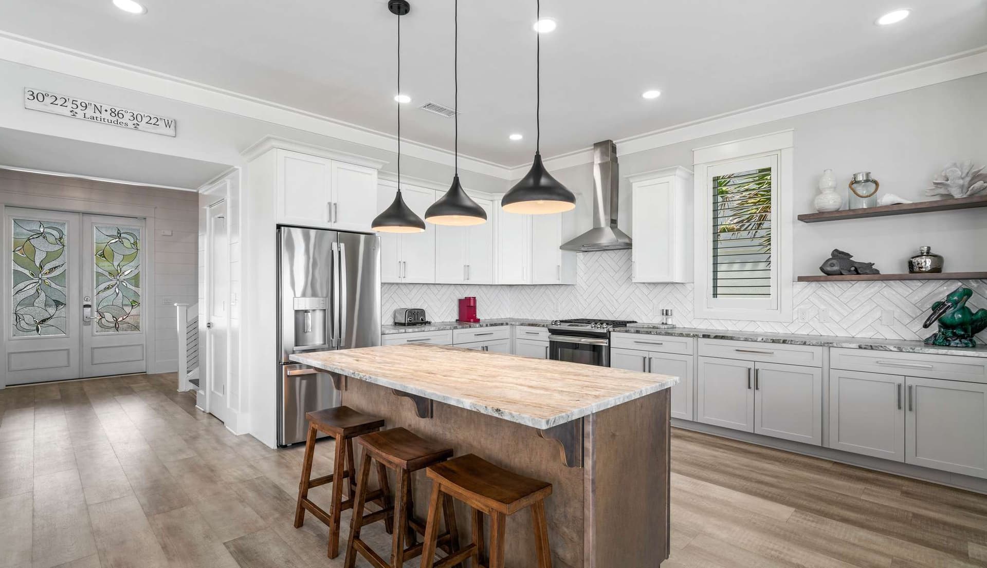 Latitudes Manor - Image 5