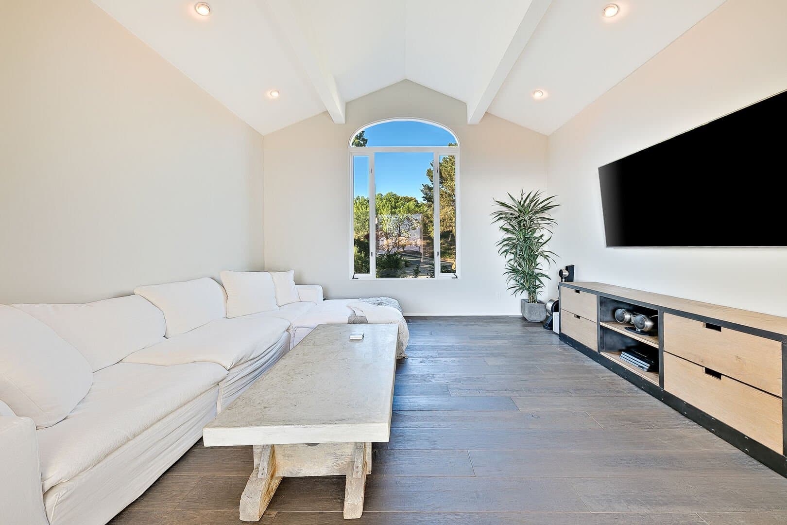 Latigo View Malibu - Image 27