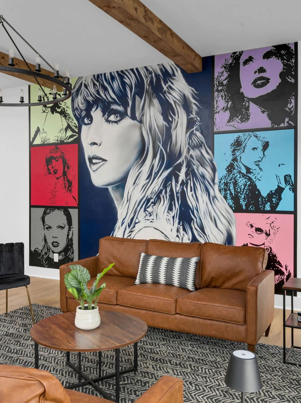 Era's House - Image 20