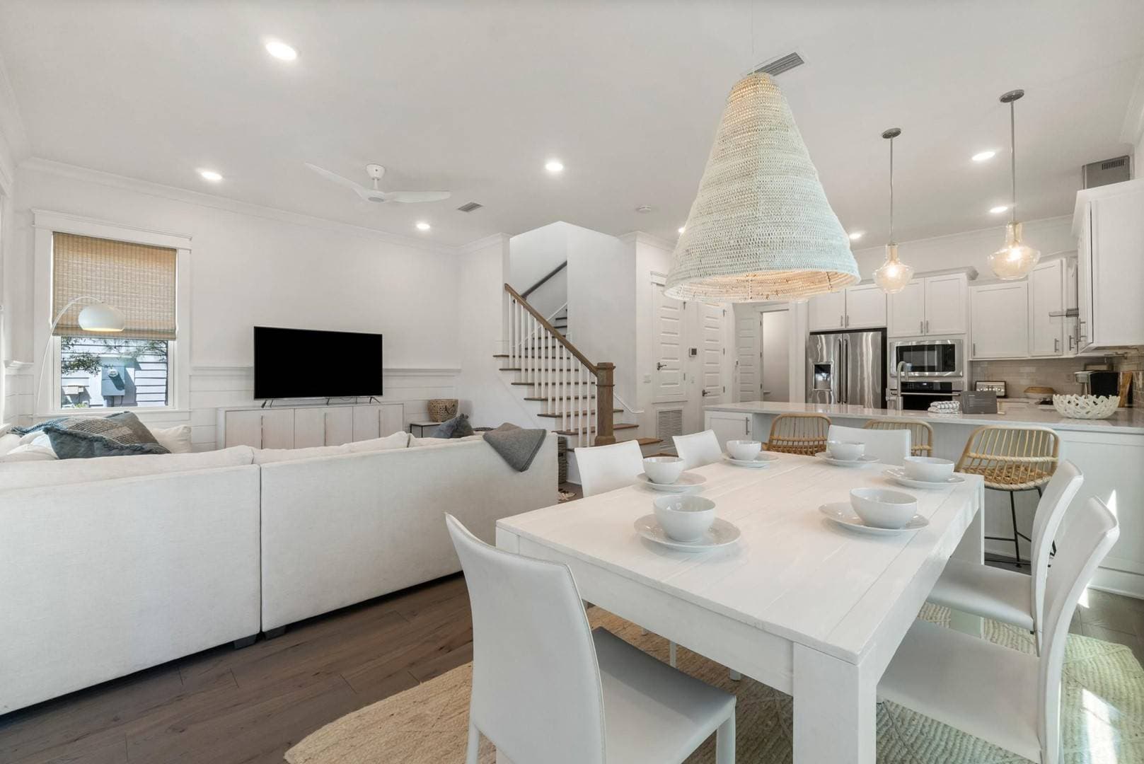 Palm Tree Paradise - Image 9