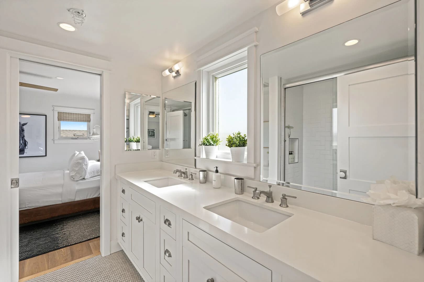 Oceanfront Retreat Three - Image 27