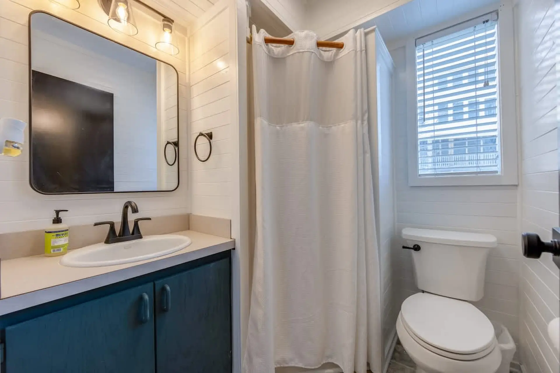 Place to Be - Image 20