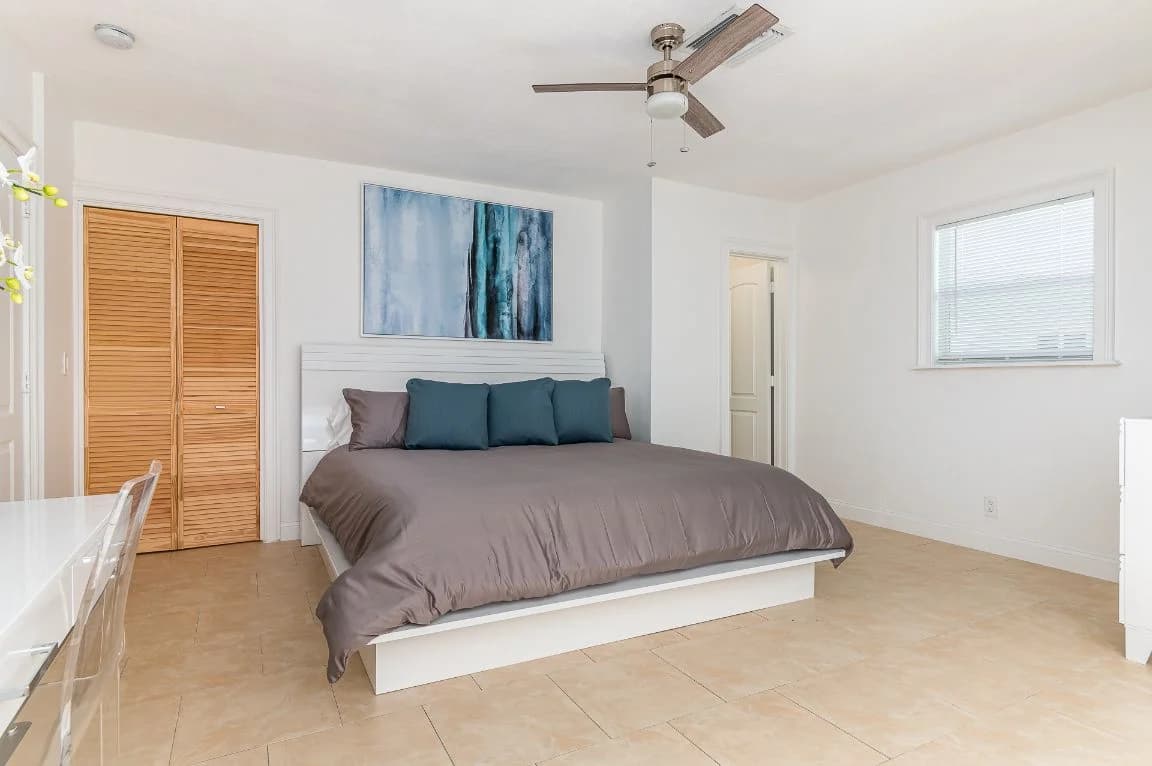 Chapel Hill House - Image 15