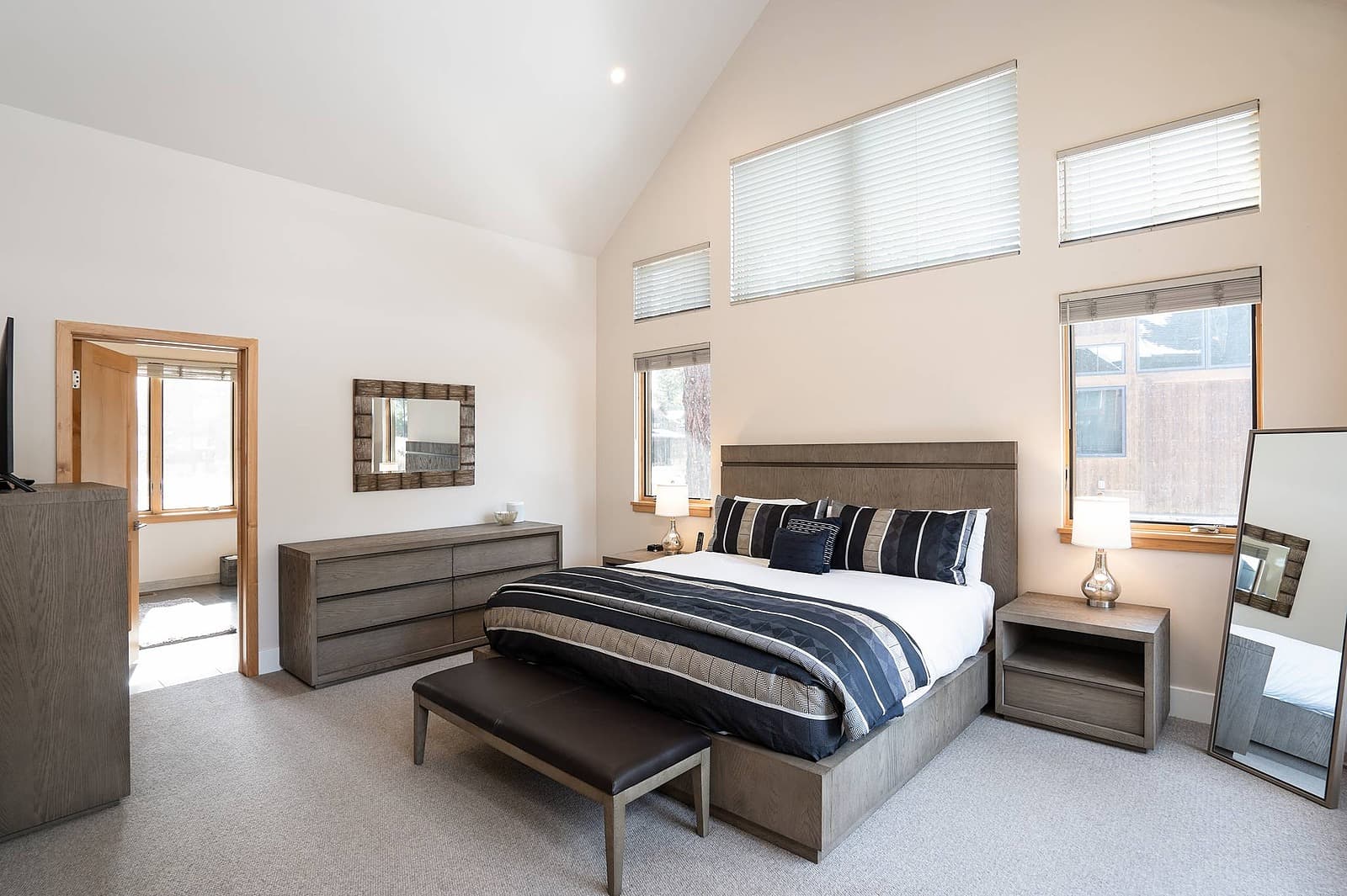 Sutter's Trail 11272 - Image 23