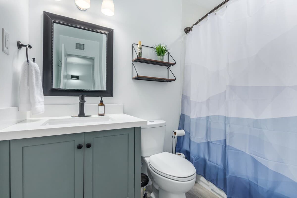 Crown Azul Retreat - Image 24