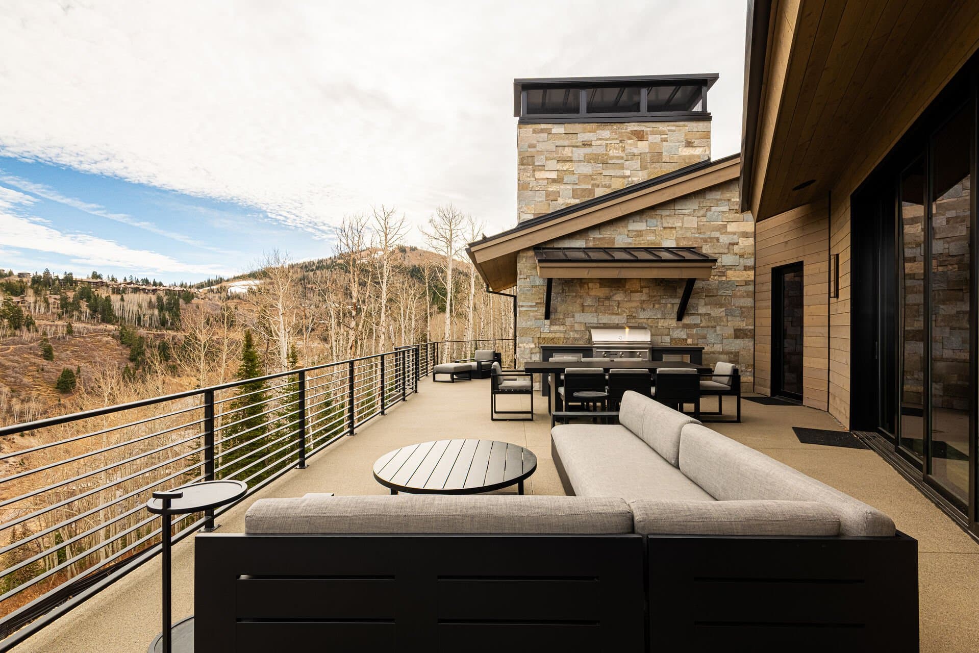 Luxe at Moonshadow - Image 79