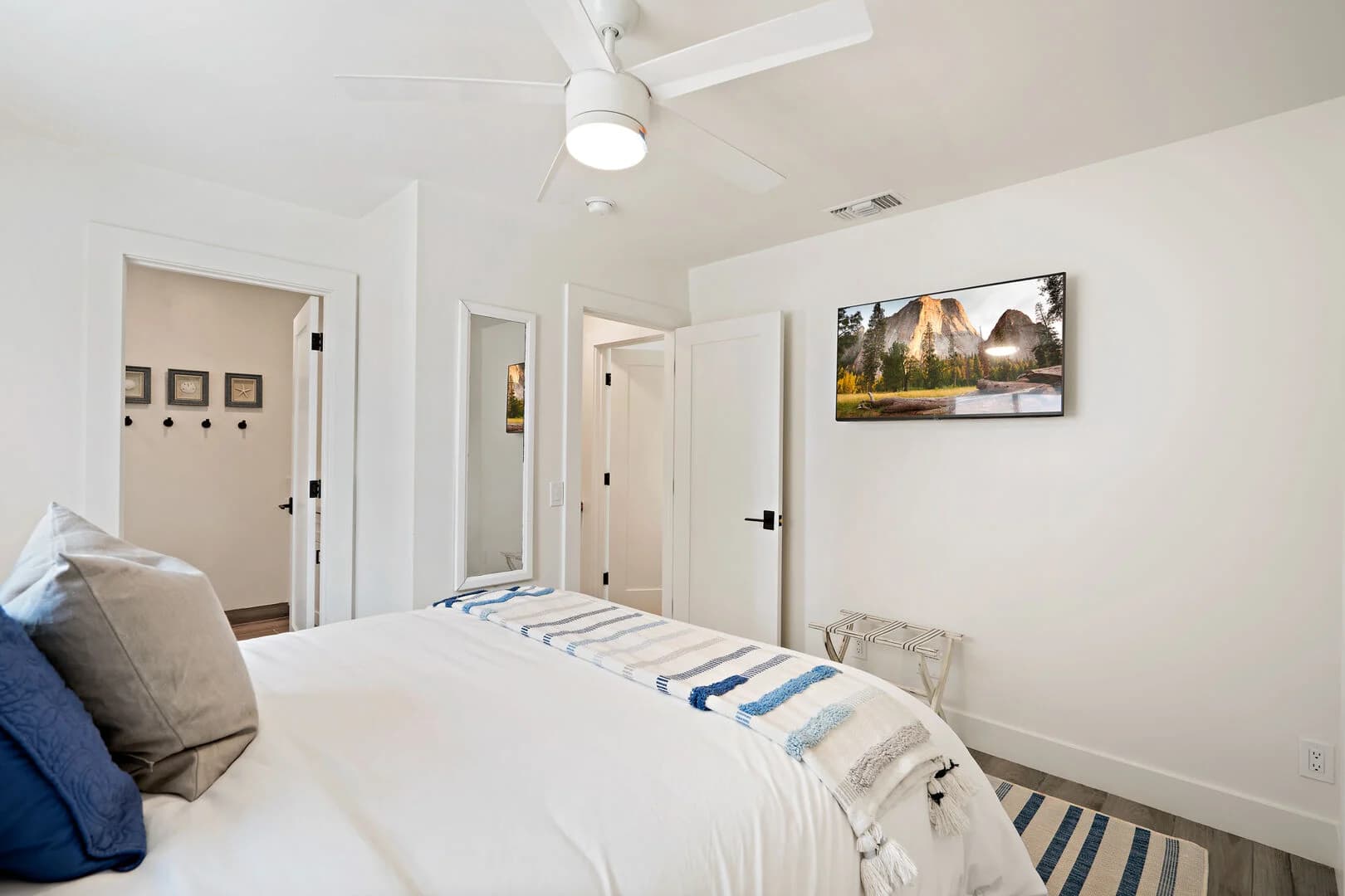 Oceanfront Paradise #2 - Image 19