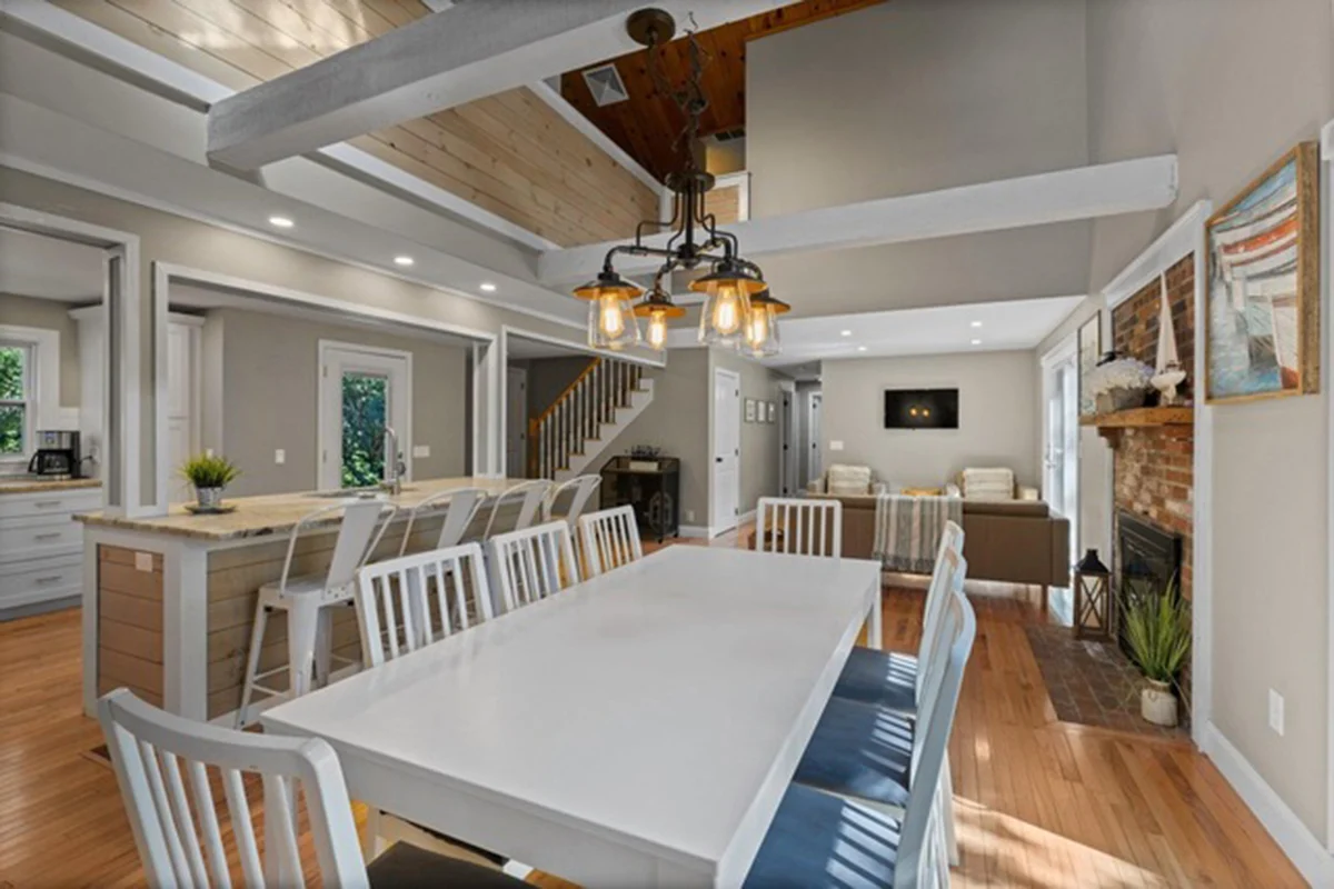 Shore House - Image 7