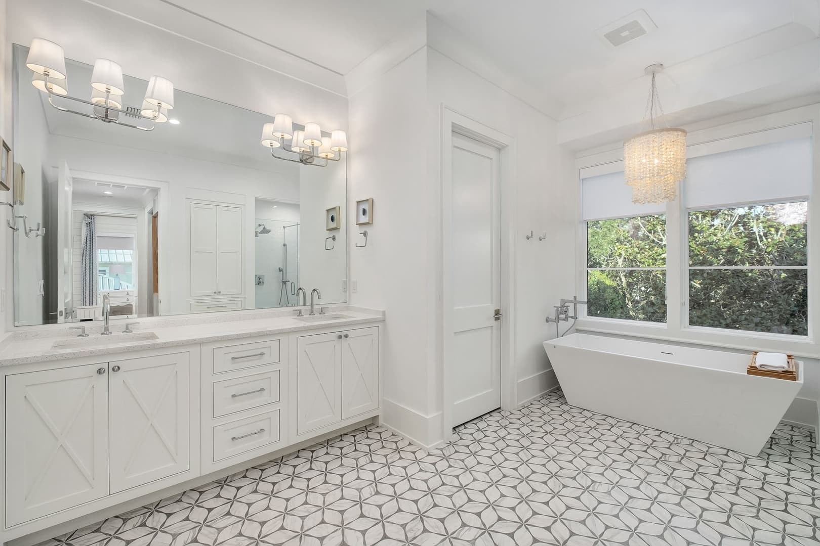 Bearfoot By The Sea - Image 35