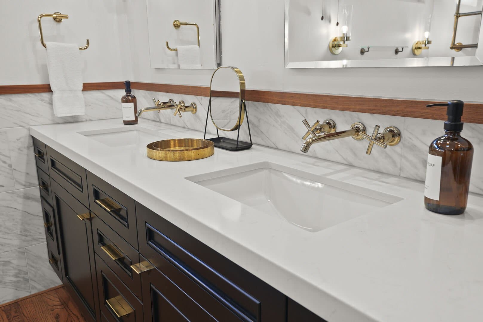 Village Vista - Image 23