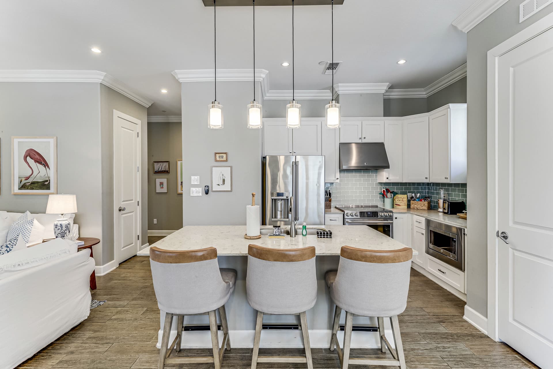 Blue Sea Gate Residence - Image 3