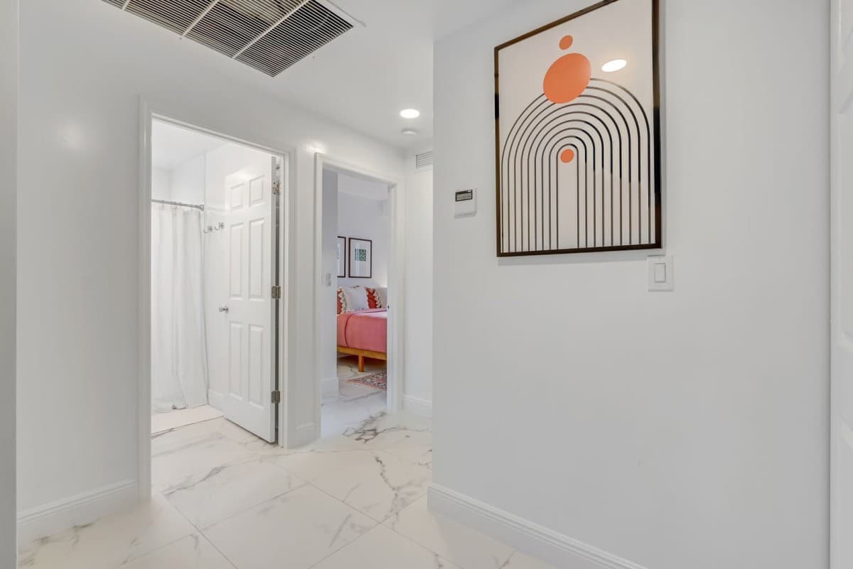 Northwest Home - Image 10