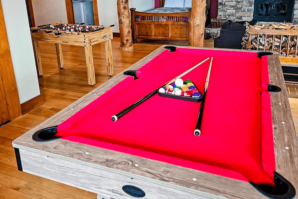 Two Bears - Image 34