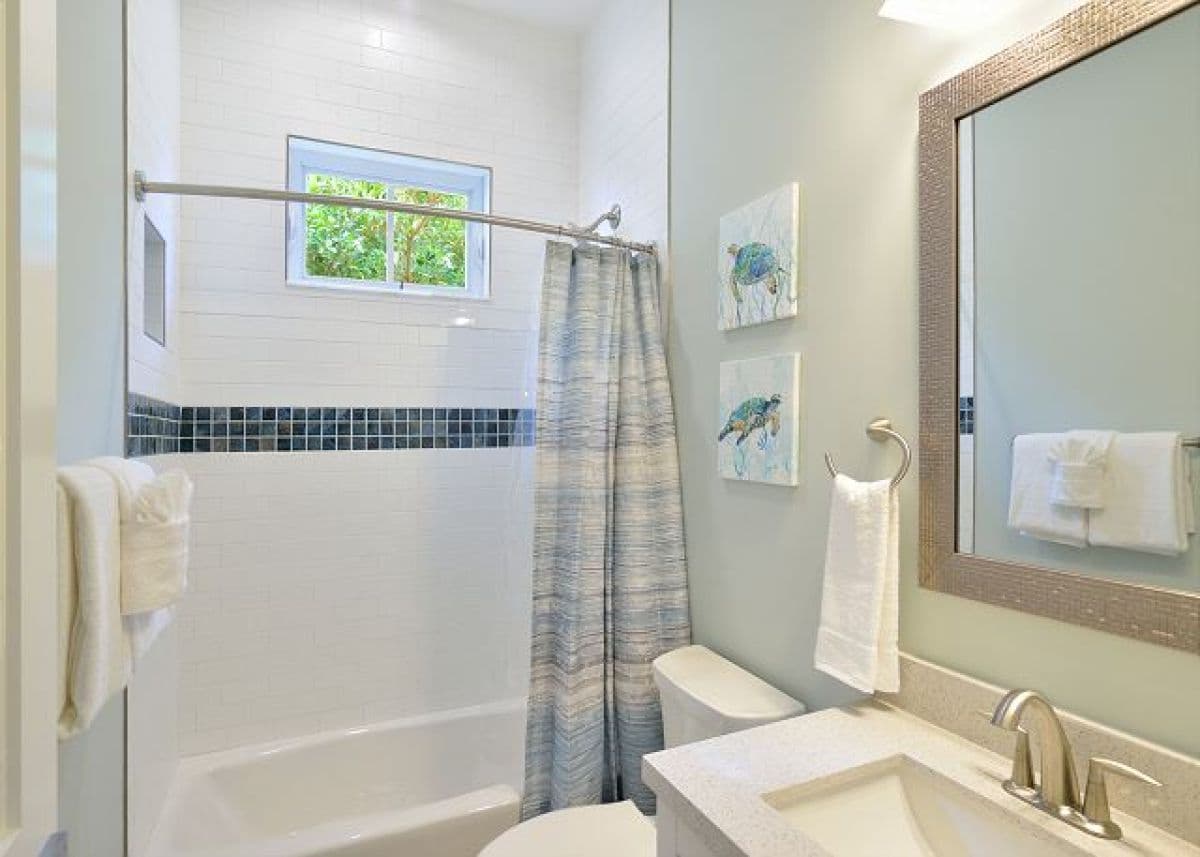 Upper Bayview South - Image 6