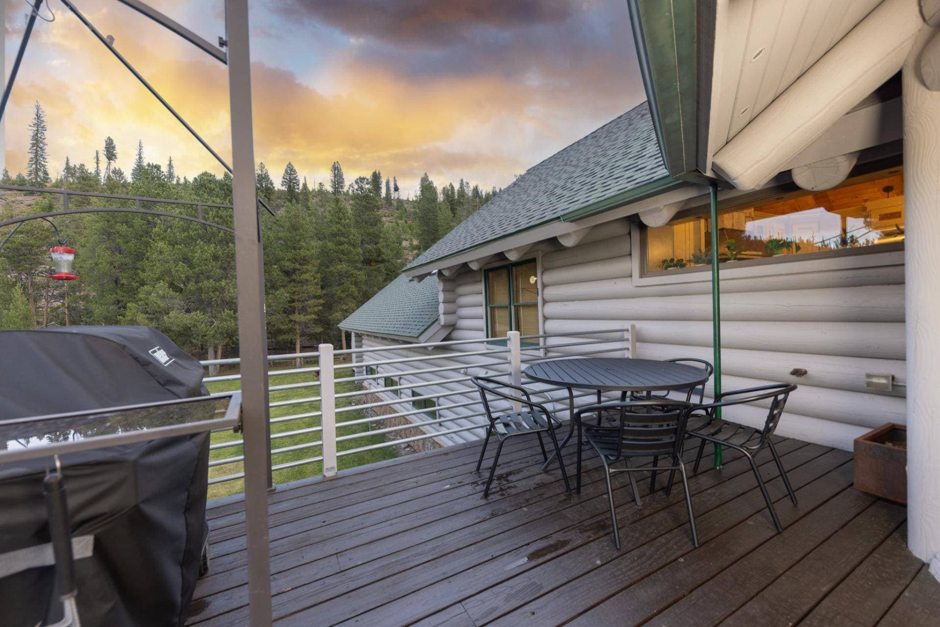 Modern Ski Home - Image 37