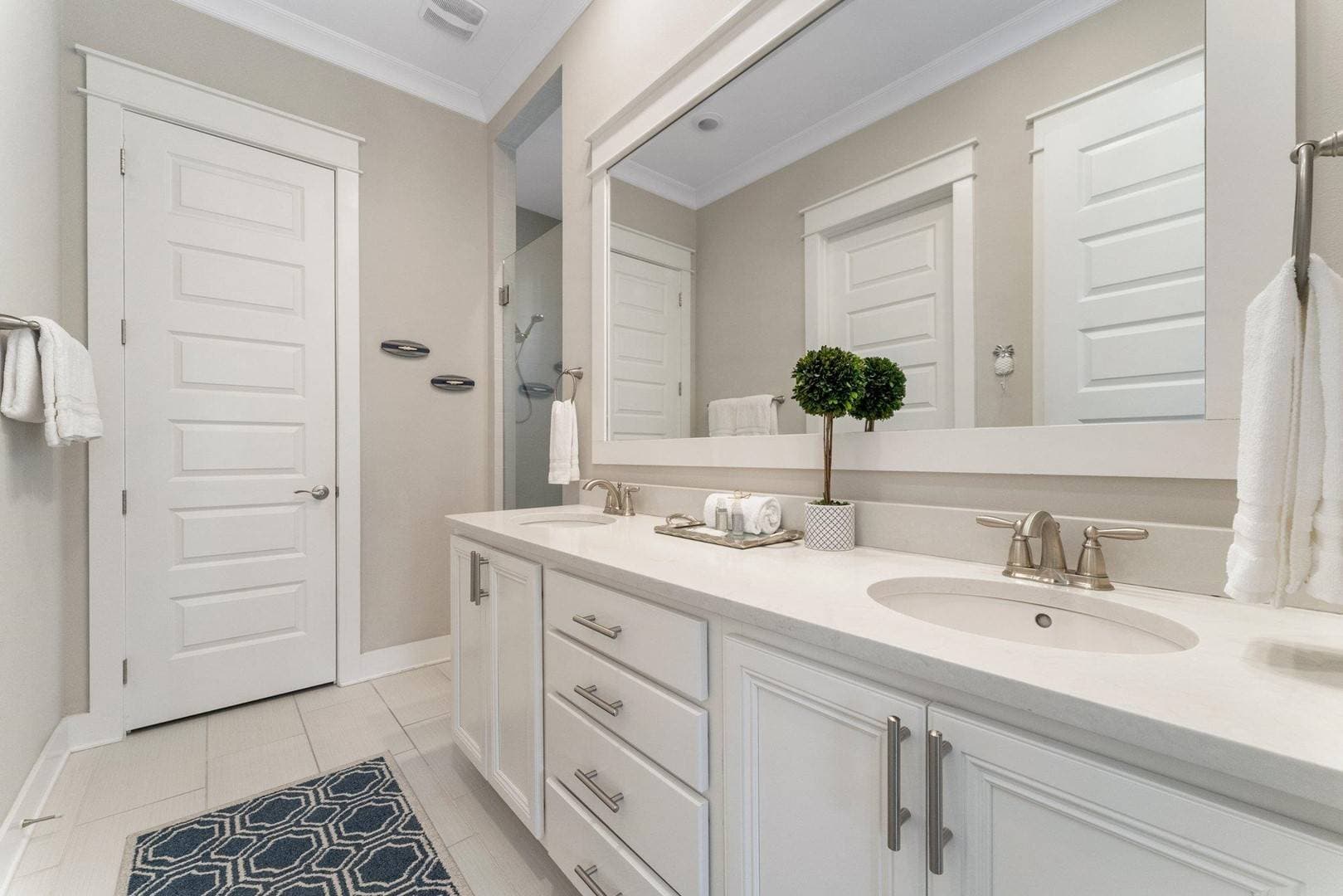 Comfort and Clarity - Image 11